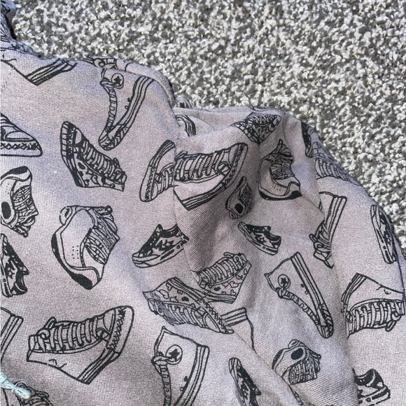 Sweet Child Zip Up Hoodie Sweatshirt Grey Sneaker Print Size XL - Picture 7 of 10